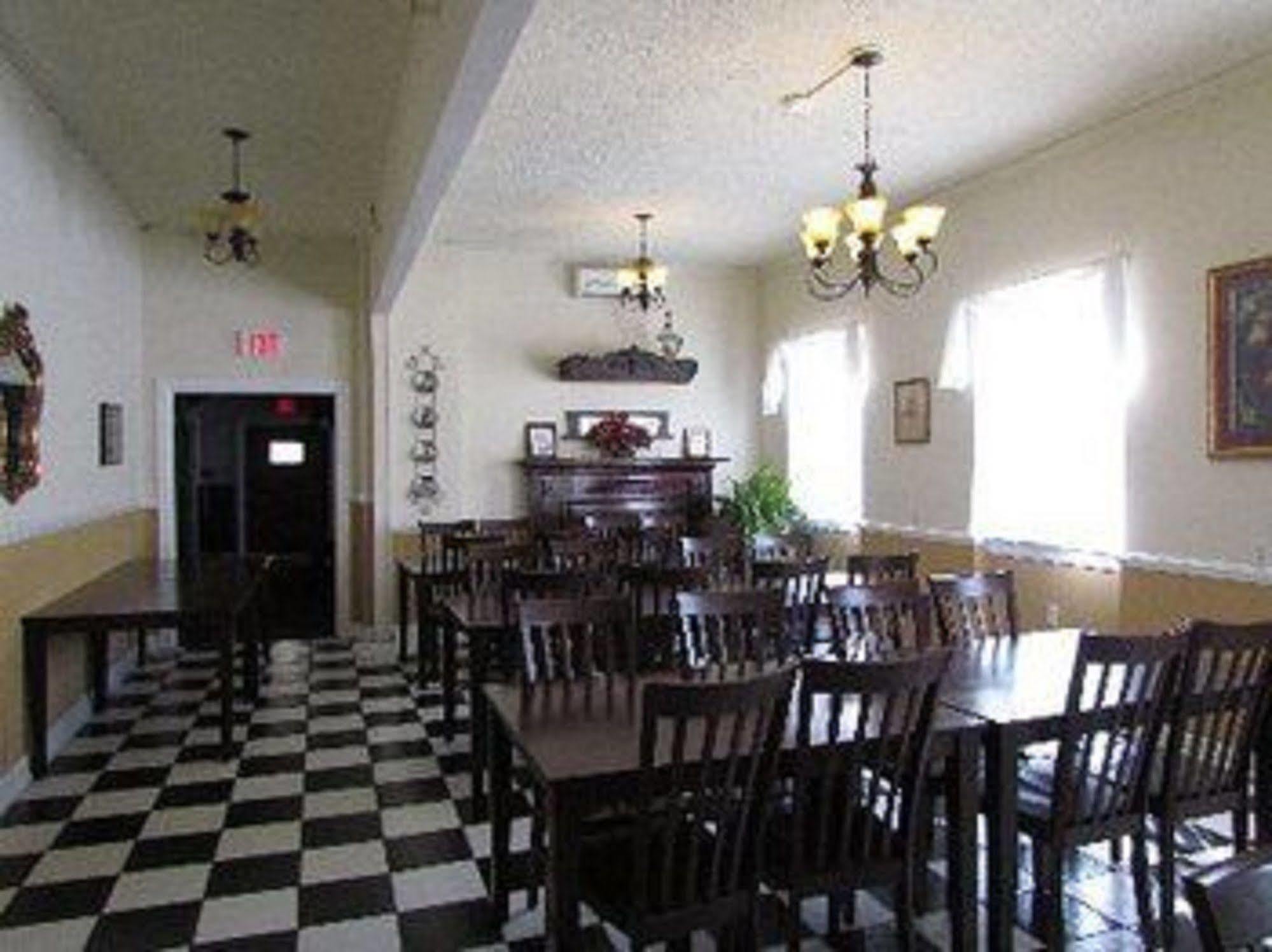 Macarthur Inn Narrows 레스토랑 사진